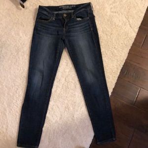 AMERICAN EAGLE SKINNY JEANS